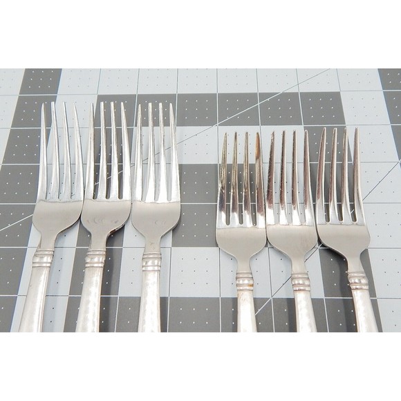 Towle Ariel Satin Dinner Salad Forks Living Collection Stainless China Lot of 6 - Picture 3 of 10